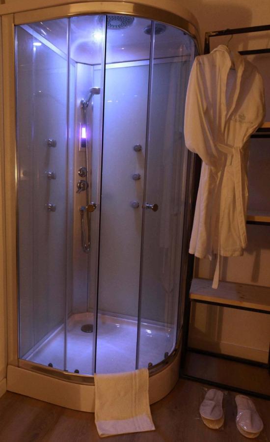 Acquachiara Iseo Deluxe Bed & Breakfast Iseo Center With Garden And Parking Inside Foresteria 외부 사진