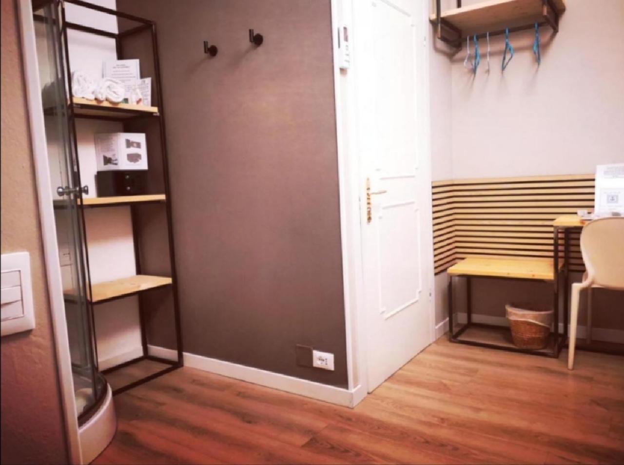 Acquachiara Iseo Deluxe Bed & Breakfast Iseo Center With Garden And Parking Inside Foresteria 객실 사진